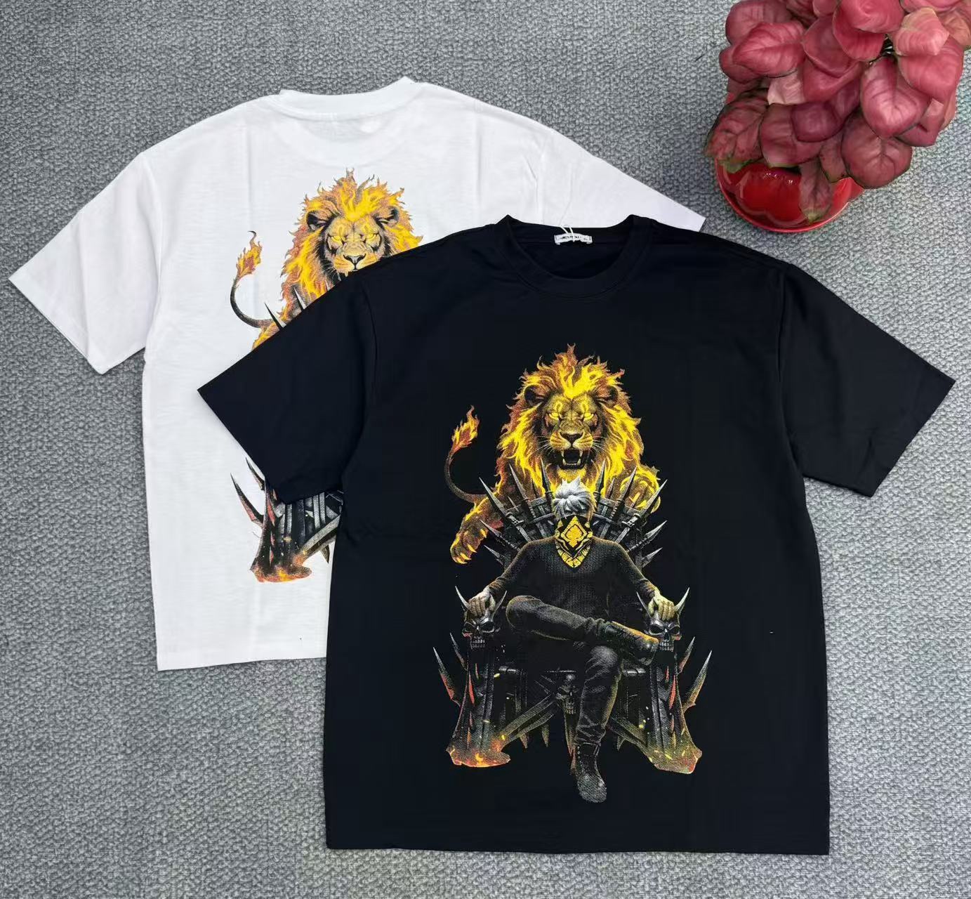 250g graphic T-shirt 4