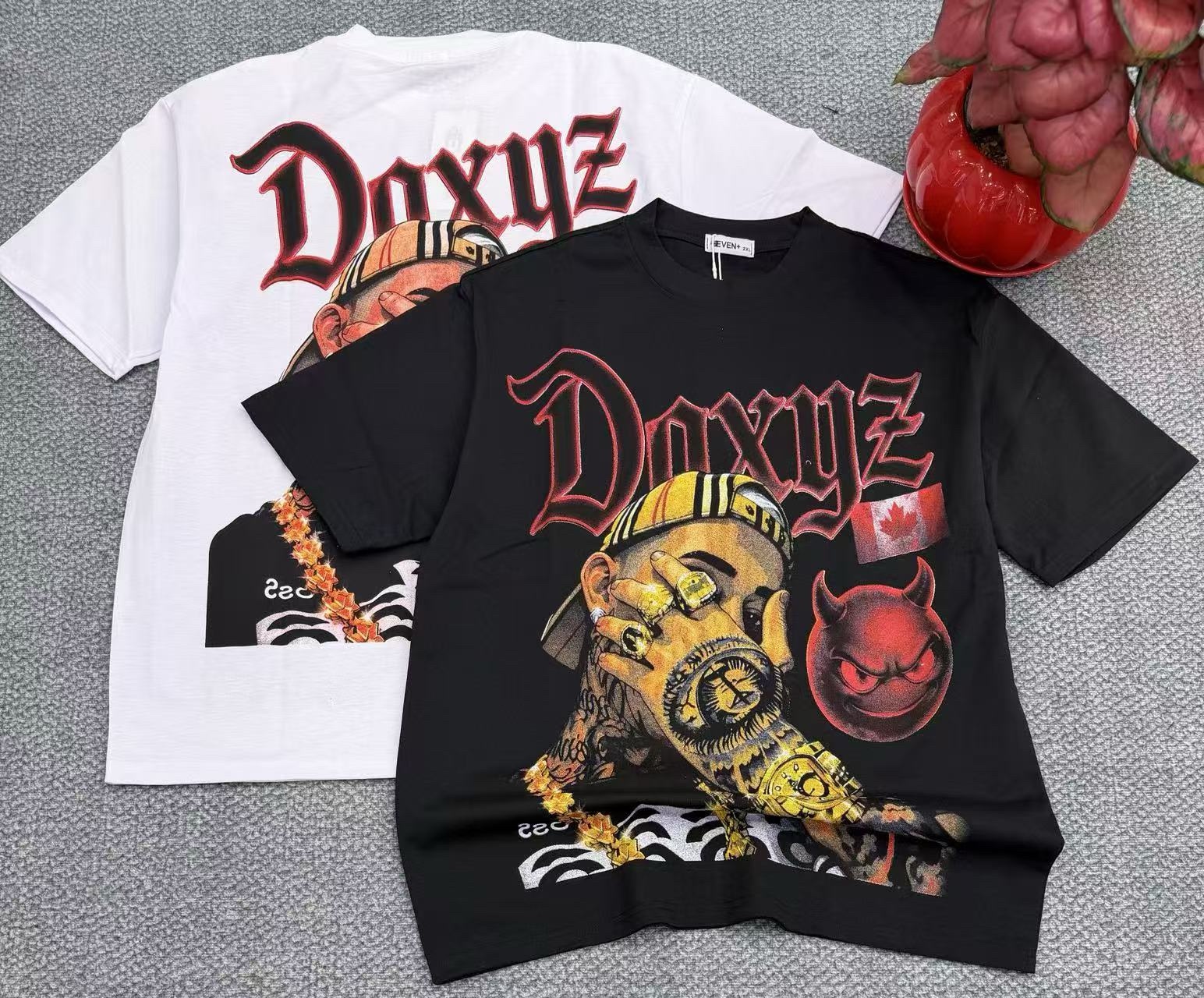 250g graphic T-shirt 24