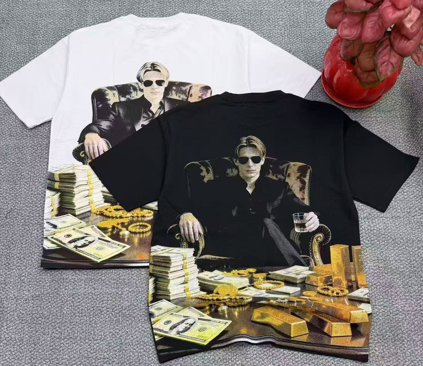 250g graphic T-shirt 27