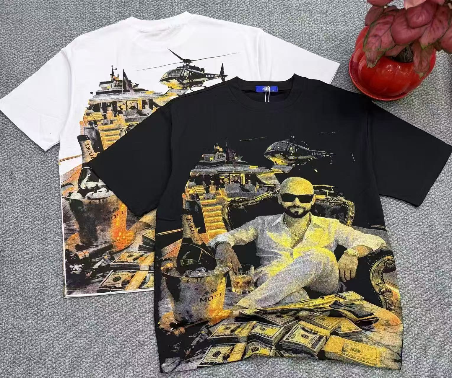 250g graphic T-shirt 30